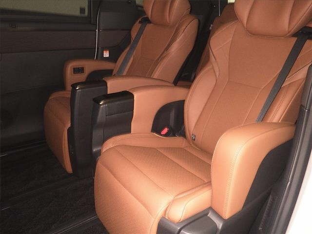 Toyota VELLFIRE 2025 7588601-7
