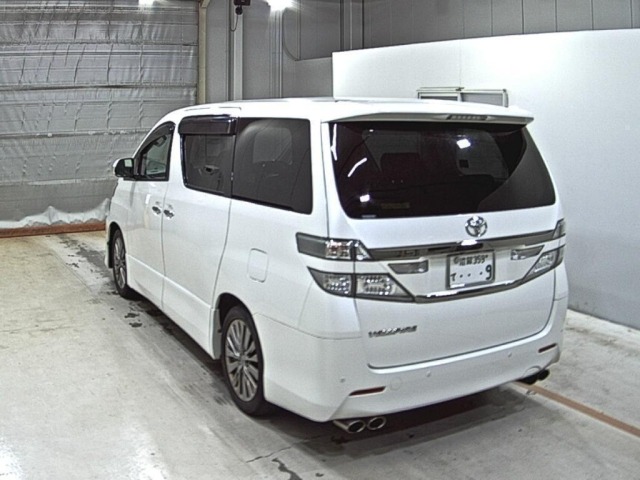 Toyota VELLFIRE 2013 7588639-1