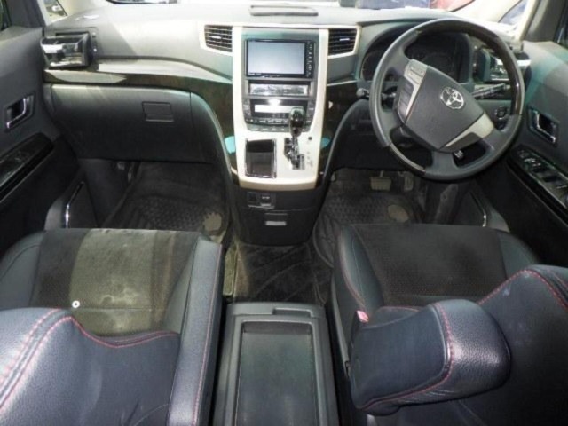Toyota VELLFIRE 2013 7588639-3