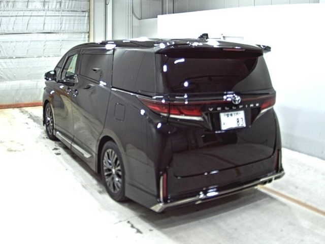 Toyota VELLFIRE 2025 7588655-1