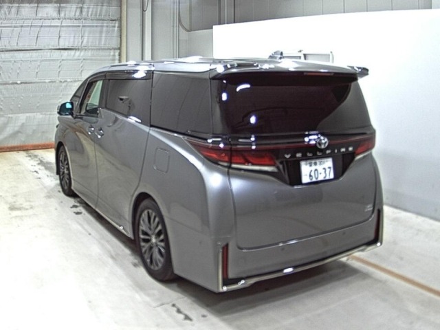 Toyota VELLFIRE 2025 7588667-1