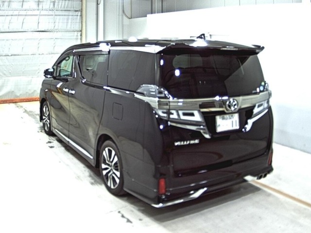 Toyota VELLFIRE 2018 7588670-1