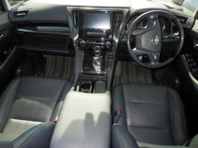 Toyota VELLFIRE 2018 7588670-3