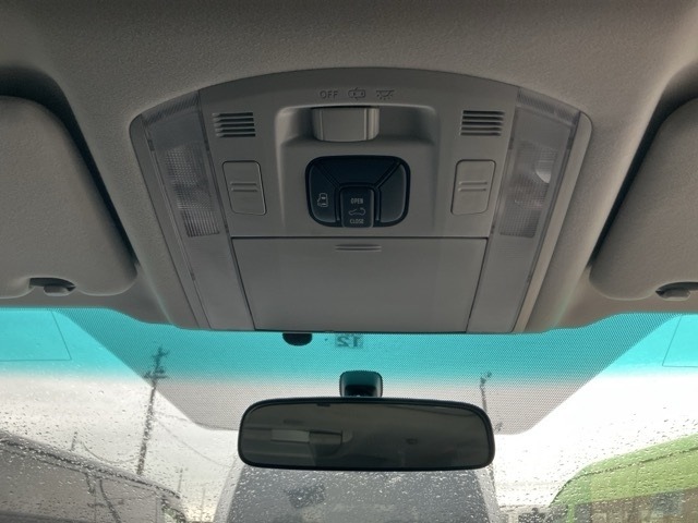 Toyota VELLFIRE 2008 7588698-7