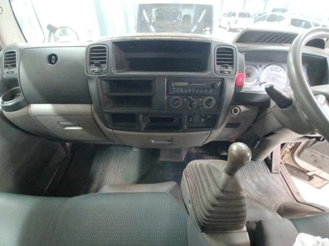 Nissan ATLAS 2015 7622331-11