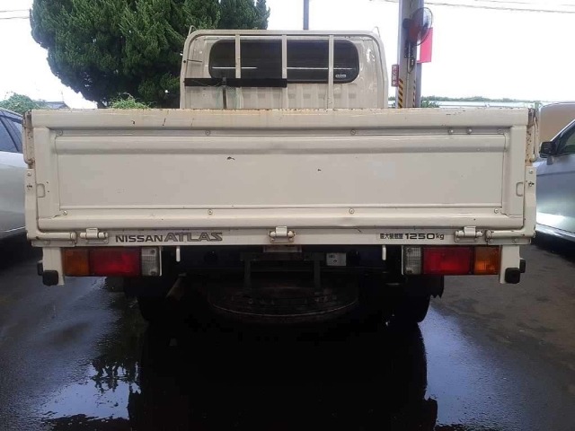 Nissan ATLAS 2007 7622332-9