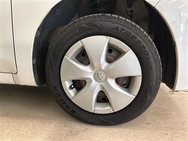 Toyota BB 2010 7599037-11