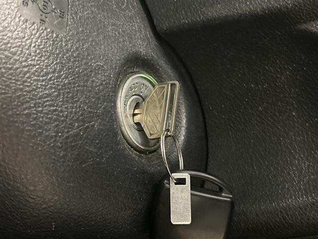 Toyota BB 2010 7599037-17