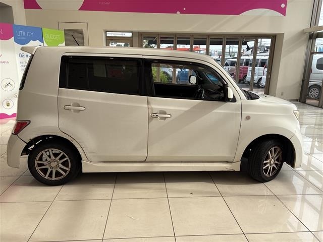 Toyota BB 2007 7599038-22