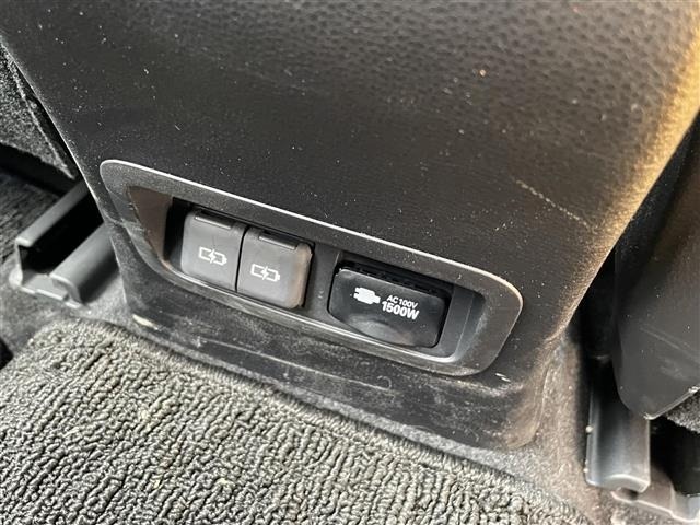 Toyota COROLLA TOURING 2023 7604097-6