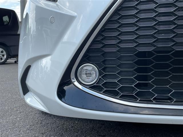 Toyota COROLLA TOURING 2019 7604128-10