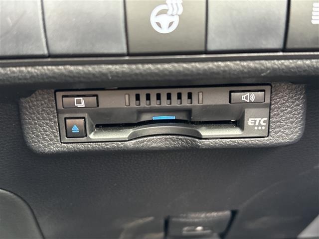 Toyota COROLLA TOURING 2019 7604138-11