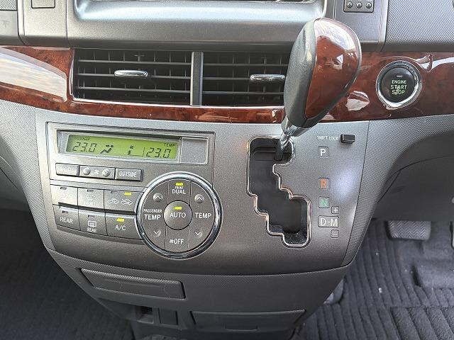 Toyota ESTIMA 2011 7601884-7