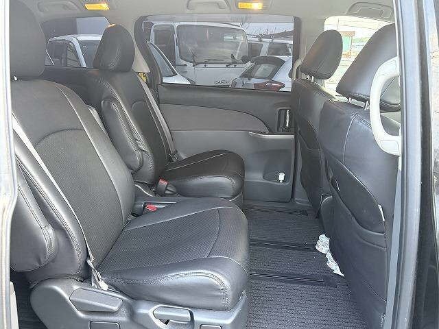 Toyota ESTIMA 2011 7601884-9