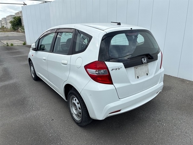 Honda FIT 2011 7609219-1