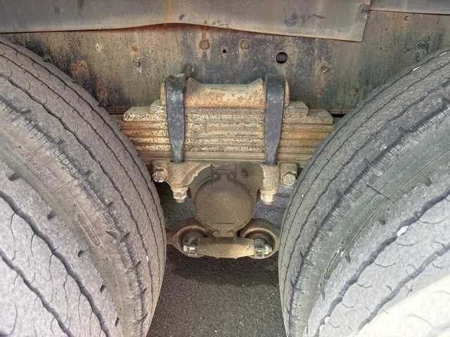 Isuzu GIGA 2003 7613038-8