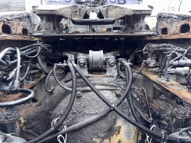 Isuzu GIGA 2012 7613113-13