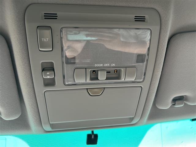 Toyota HARRIER 2010 7622356-1