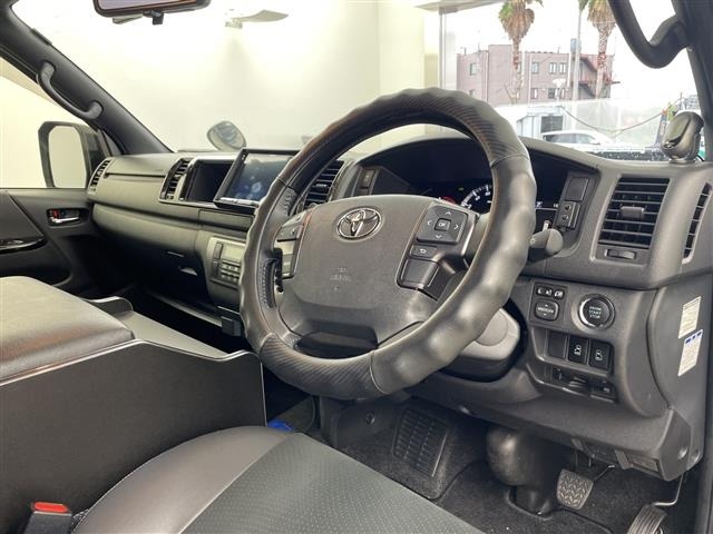 Toyota HIACE VAN 2021 7597120-1