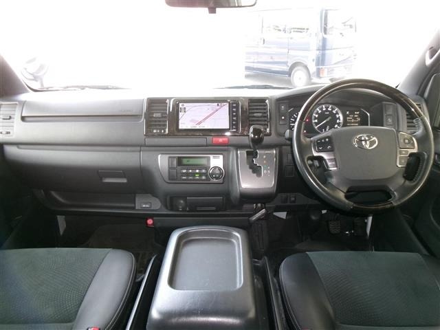 Toyota HIACE VAN 2022 7597121-14