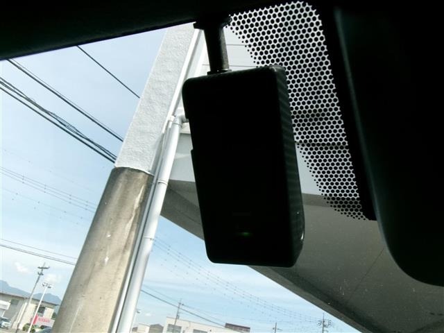 Toyota HIACE VAN 2022 7597121-17