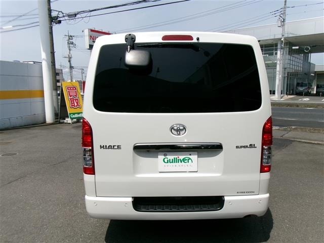Toyota HIACE VAN 2022 7597121-20