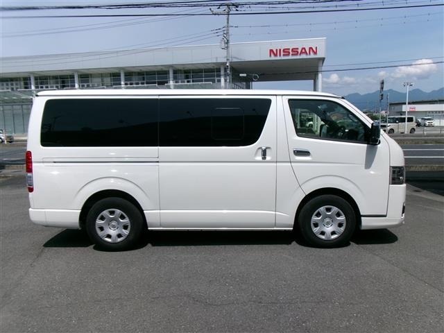 Toyota HIACE VAN 2022 7597121-22