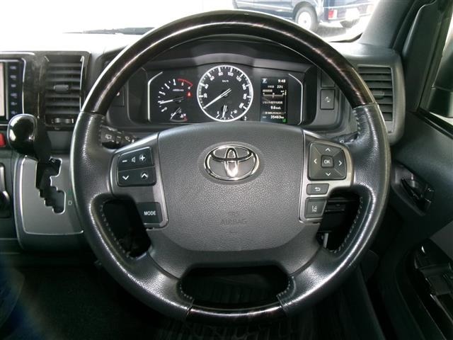 Toyota HIACE VAN 2022 7597121-8