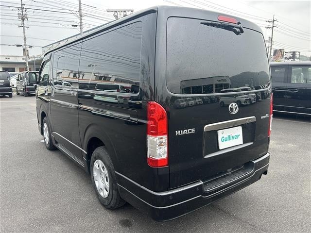 Toyota HIACE VAN 2023 7597124-13