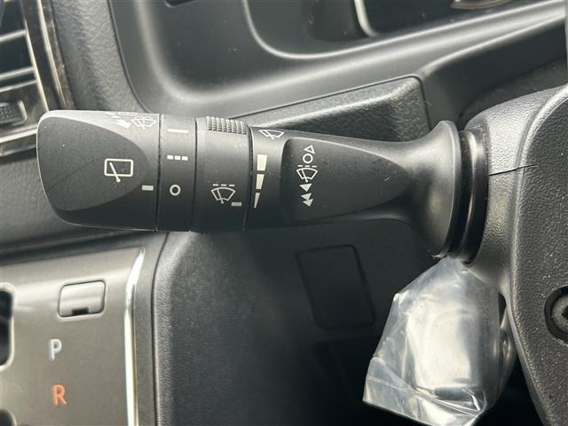 Toyota HIACE VAN 2023 7597124-9