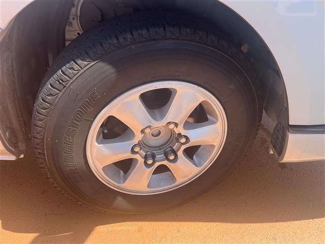 Toyota HIACE VAN 2012 7597127-8