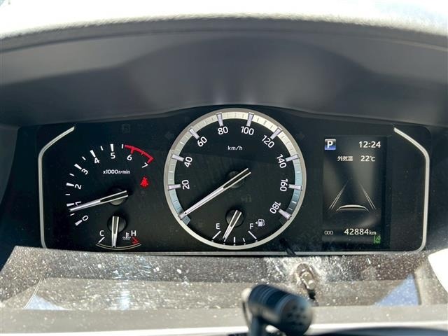 Toyota HIACE VAN 2024 7597136-21