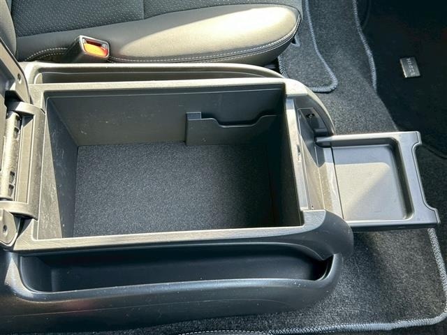 Toyota HIACE VAN 2021 7597137-4