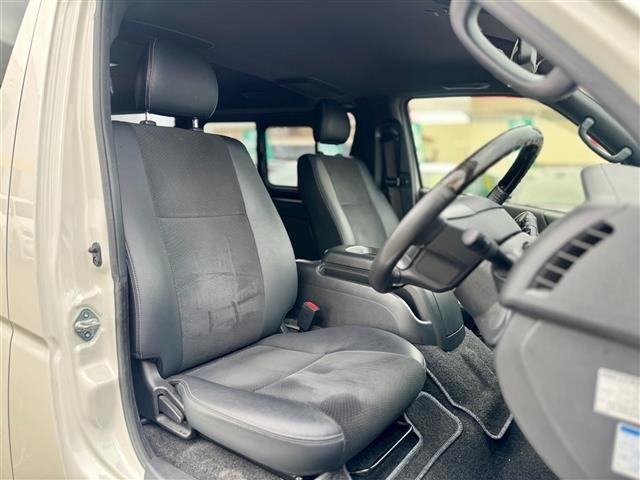 Toyota HIACE VAN 2019 7597149-11