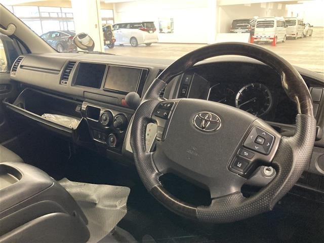 Toyota HIACE VAN 2020 7597152-2