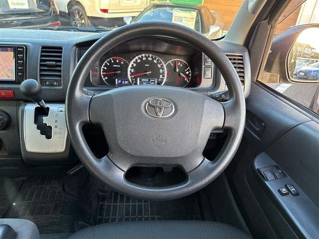 Toyota HIACE VAN 2019 7597165-13