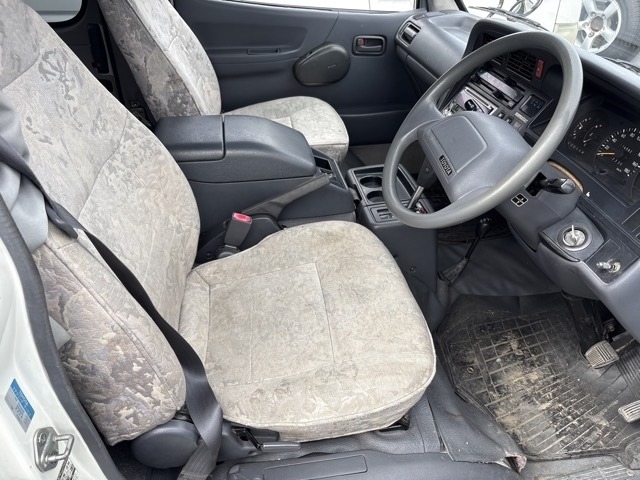 Toyota HIACE VAN 1994 7597887-8