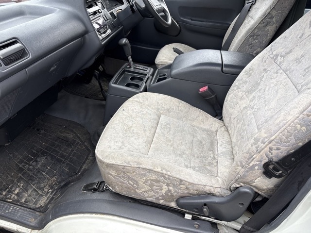 Toyota HIACE VAN 1994 7597887-9