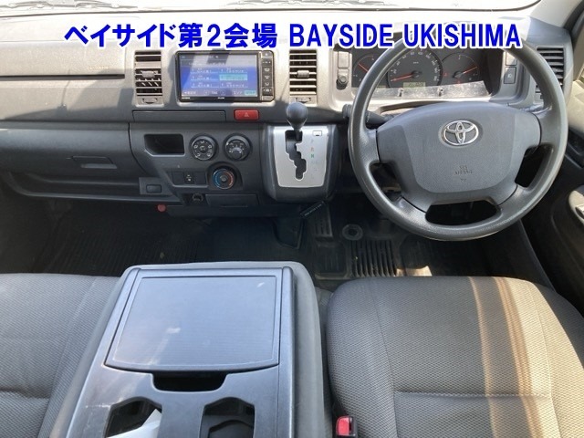 Toyota HIACE VAN 2015 7597900-3