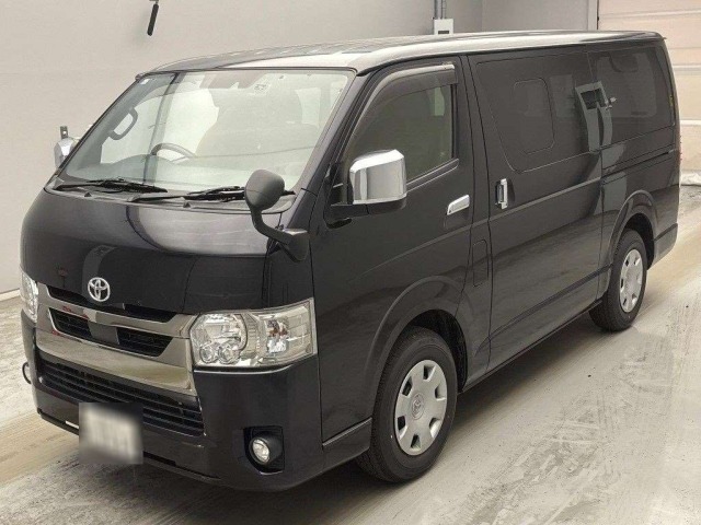 Toyota HIACE VAN 2020 7597901-0