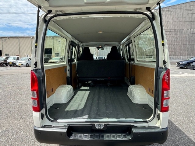 Toyota HIACE VAN 2023 7598005-14