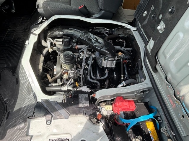 Toyota HIACE VAN 2023 7598005-18