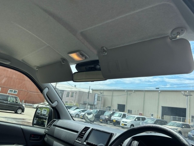 Toyota HIACE VAN 2023 7598005-23