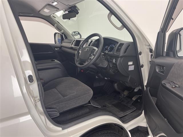 Toyota HIACE WAGON 2022 7603372-11