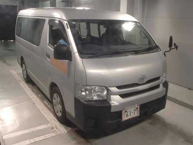 Toyota HIACE WAGON 2018 7603506-0