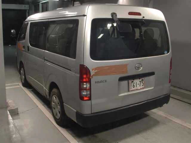 Toyota HIACE WAGON 2018 7603506-1
