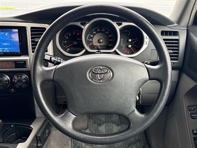 Toyota HILUX SURF 2004 7595705-19