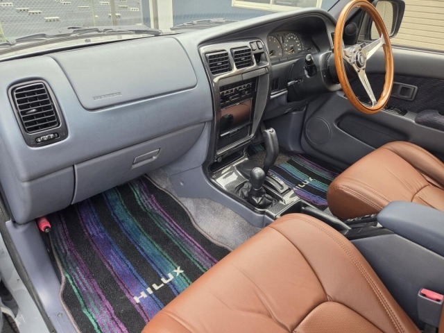 Toyota HILUX SURF 1997 7595728-19