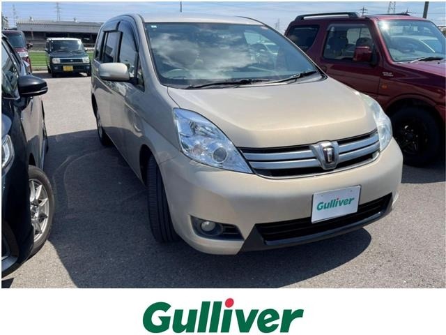 Toyota ISIS 2012 7615318-0