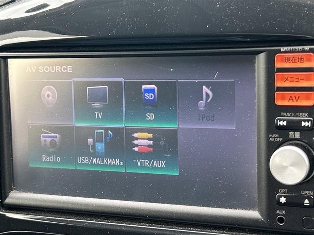 Nissan JUKE 2013 7595475-15